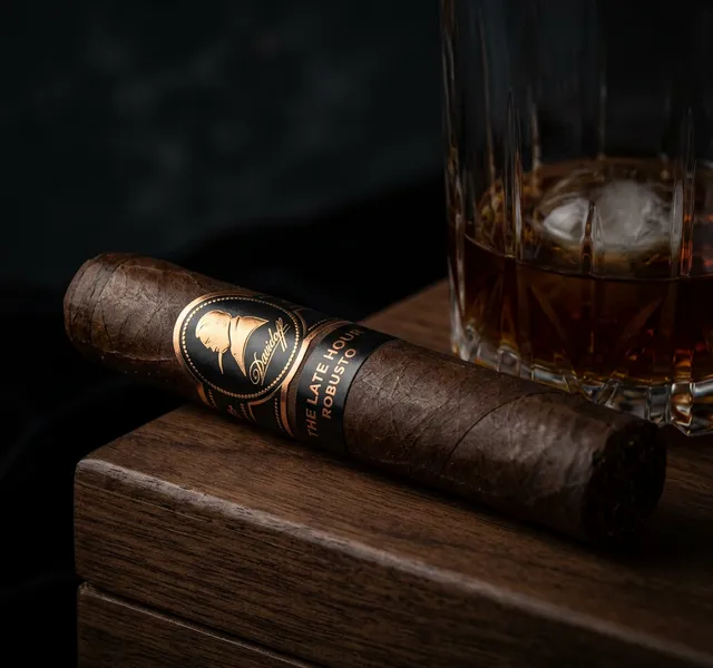 Capa do artigo: Review Técnico: Davidoff Winston Churchill Late Hour Churchill