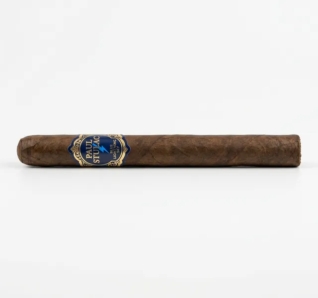 Capa do artigo: Análise Técnica: Paul Stulac Blue Lightning Sky Lancero
